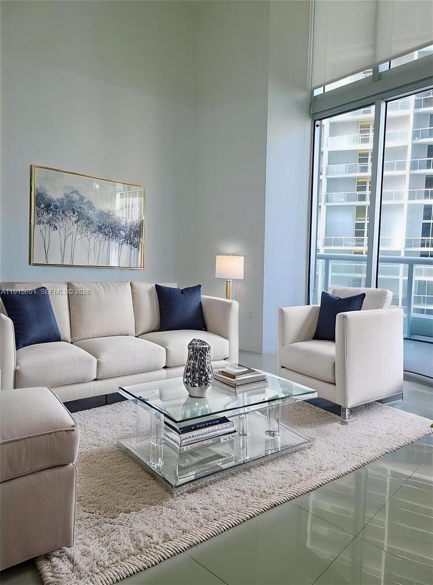 495 Brickell Ave 2206 photo 19