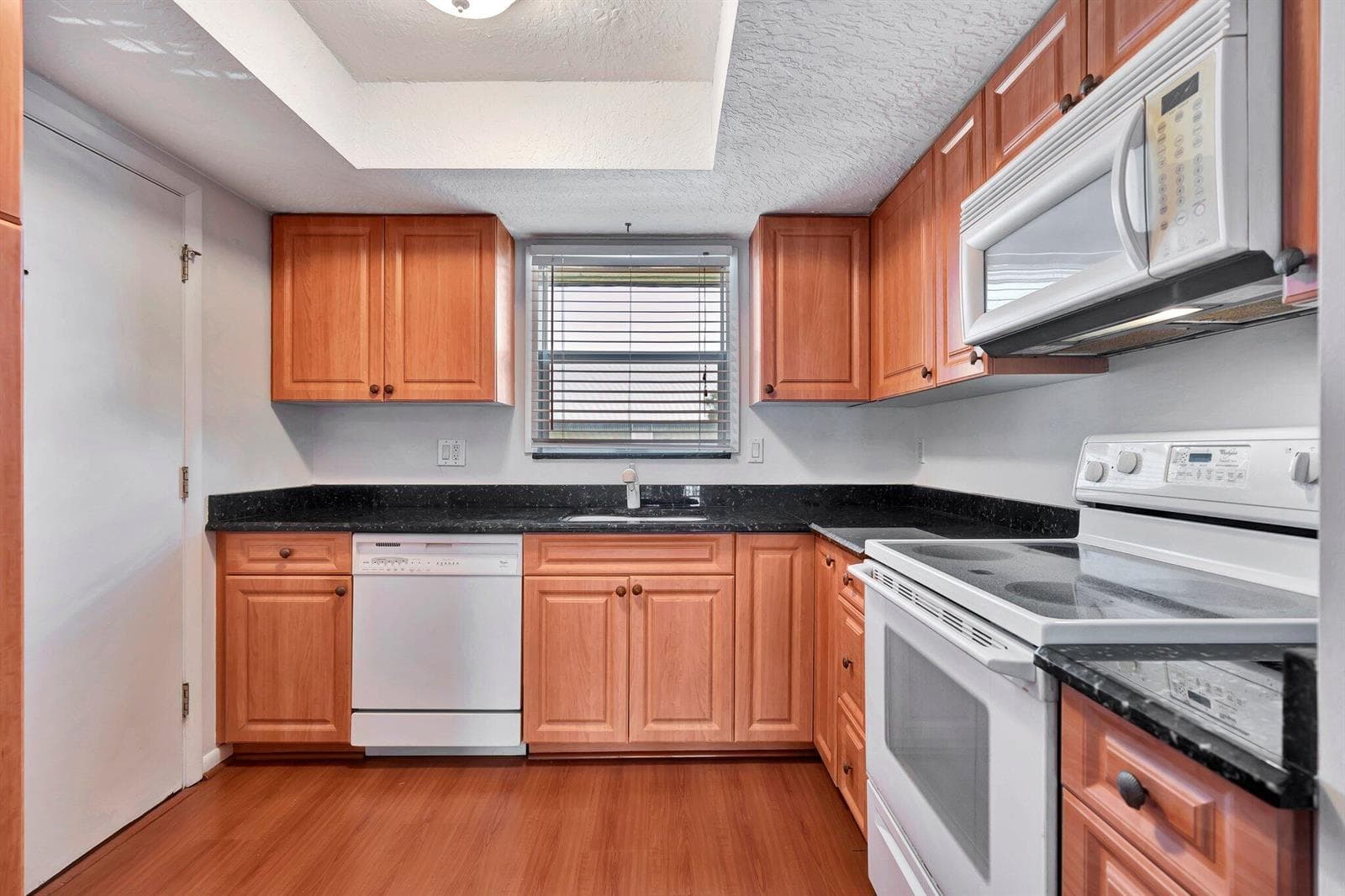 121 Wettaw Lane 211 photo 5