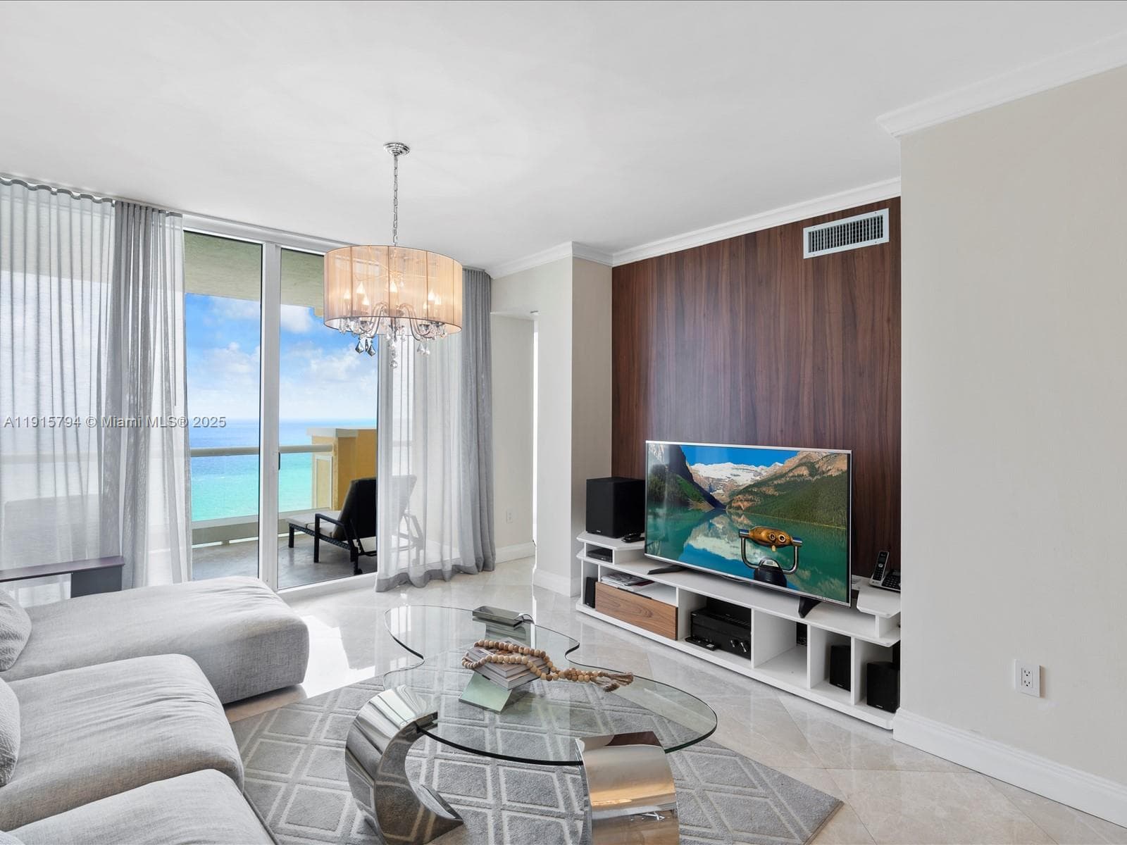 17875 Collins Ave 3305 photo 3