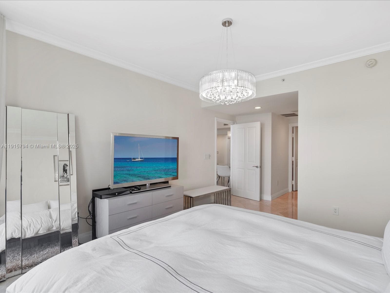 17875 Collins Ave 3305 photo 24