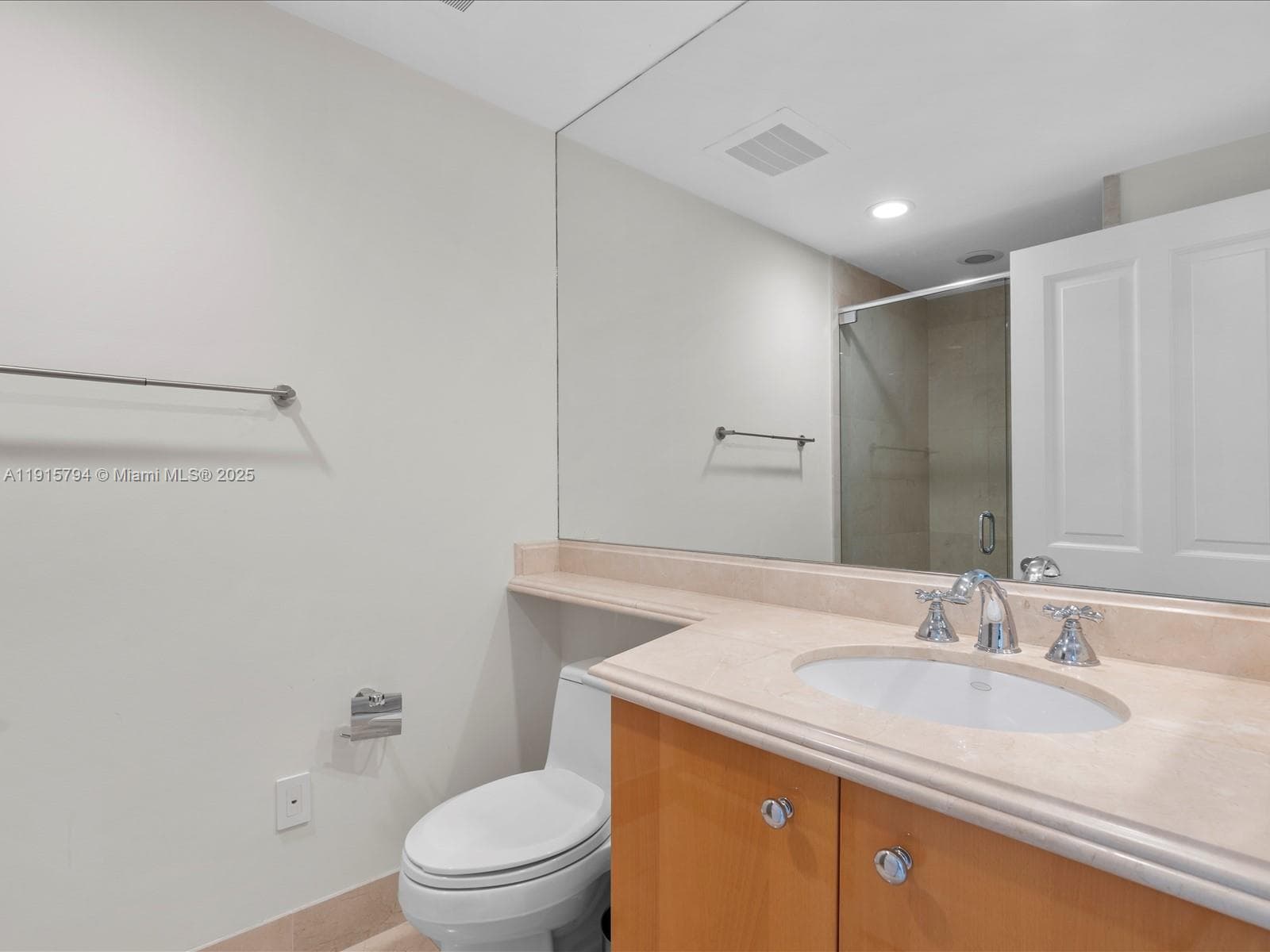 17875 Collins Ave 3305 photo 14