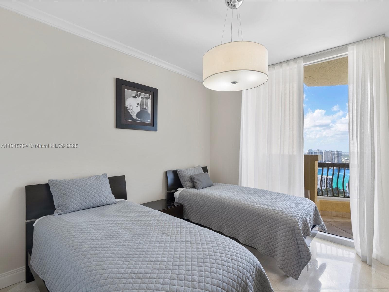 17875 Collins Ave 3305 photo 15