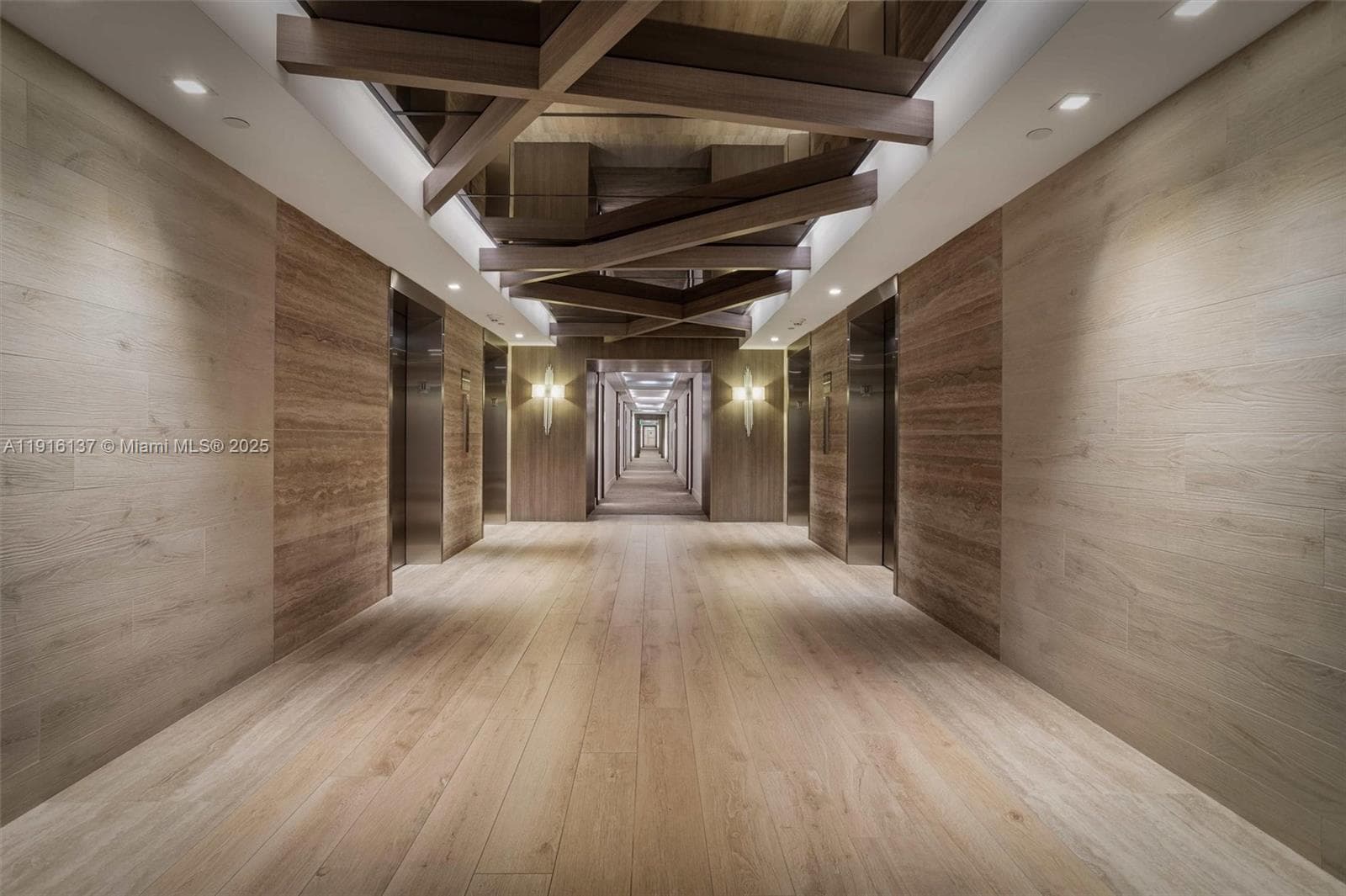 2301 Collins Ave 1432 photo 20