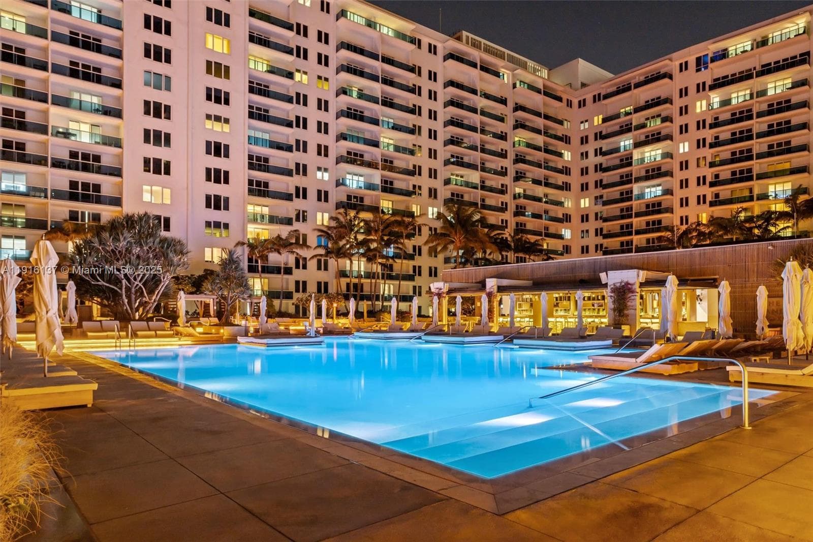 2301 Collins Ave 1432 photo 14