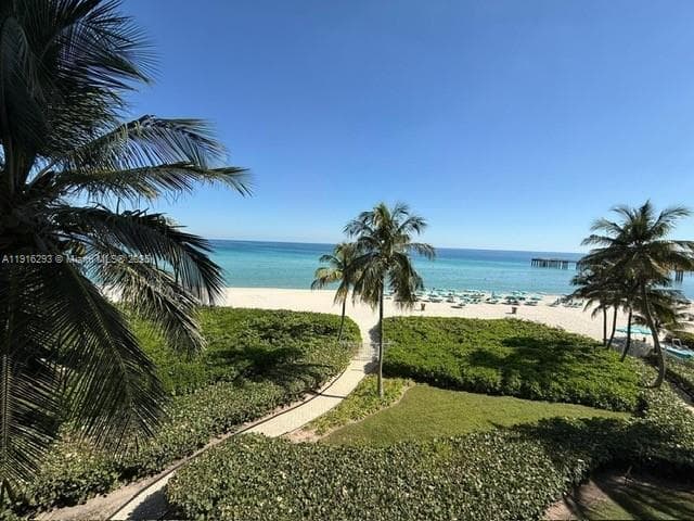 16711 Collins Ave 410 photo 6