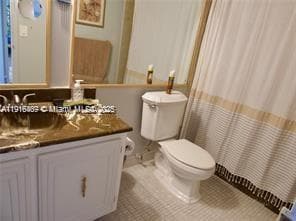 800 Parkview Dr 402 photo 10