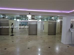 800 Parkview Dr 402 photo 15