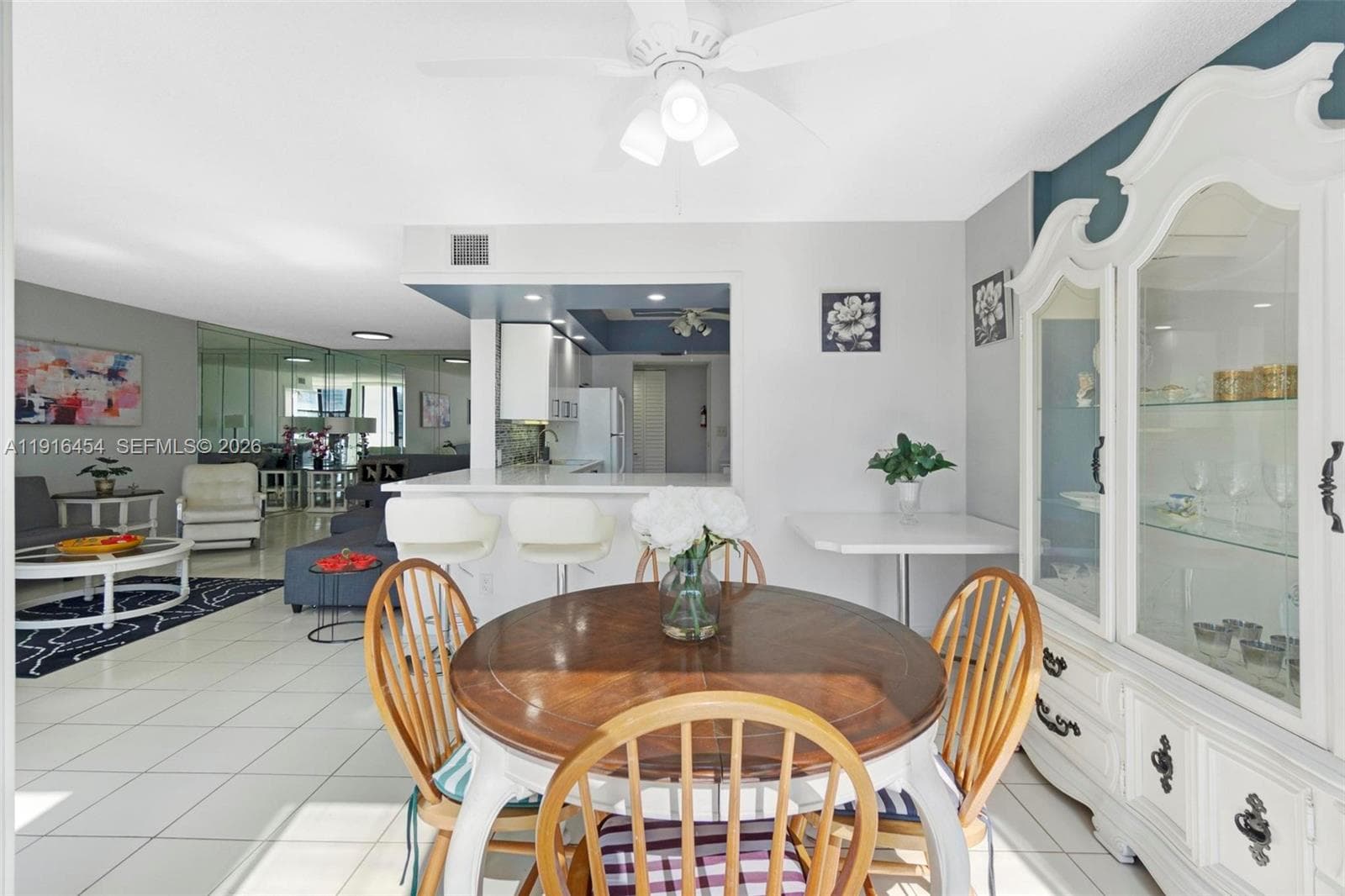 1000 Parkview Dr 518 photo 16