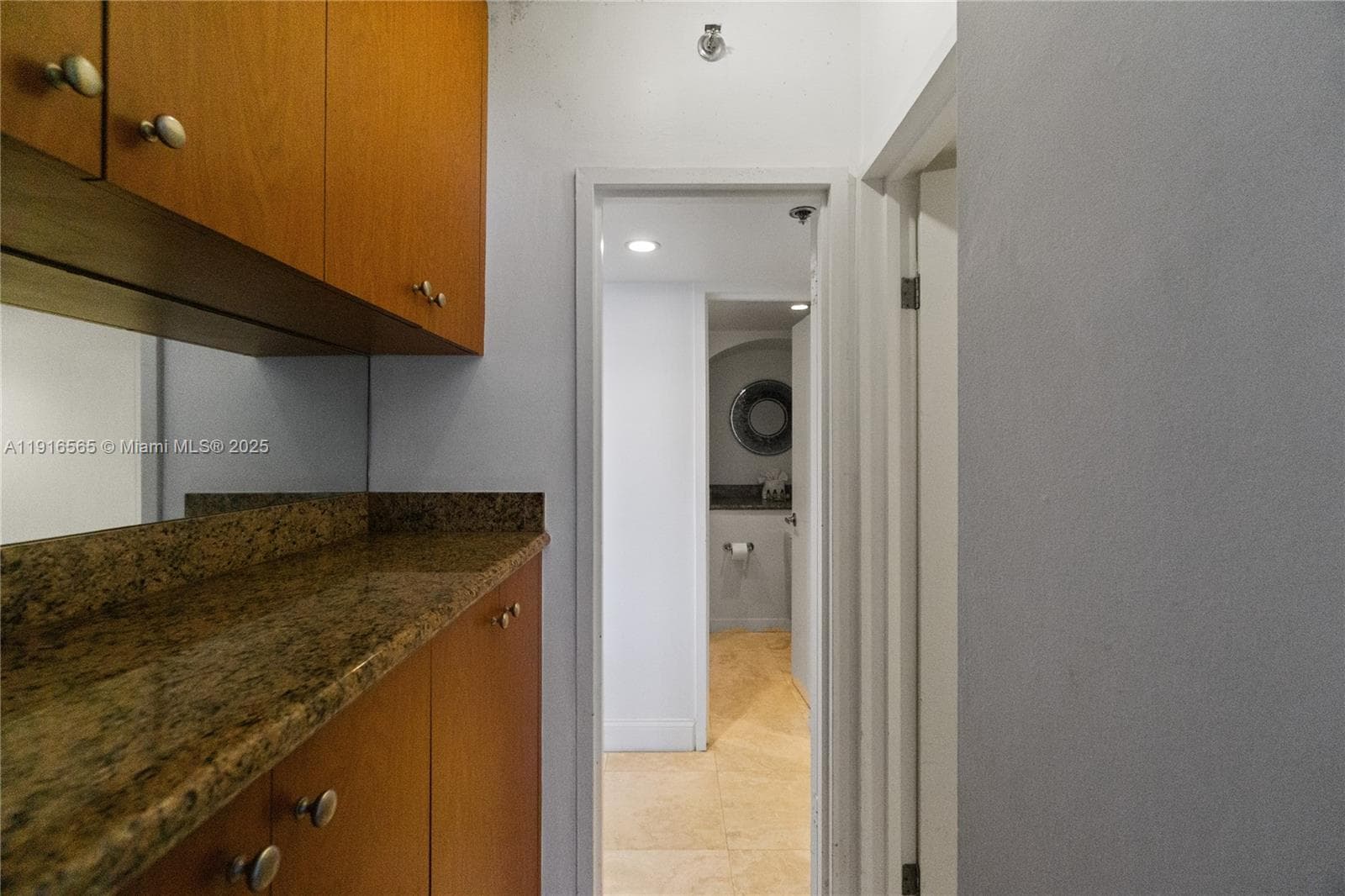 100 Lincoln Rd 847 photo 13