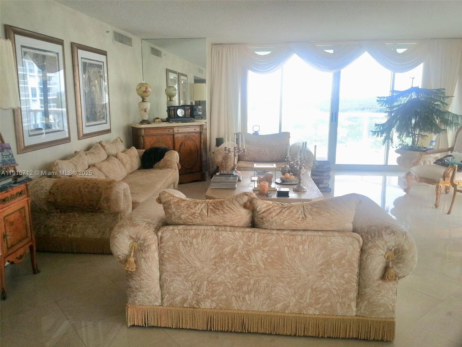 16400 Collins Ave 1246 photo 8