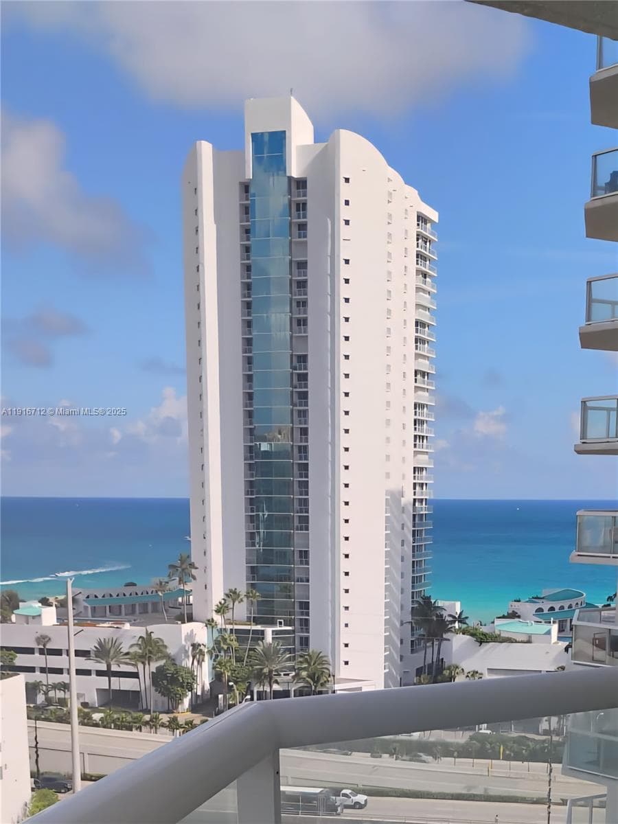 16400 Collins Ave 1246 photo 25