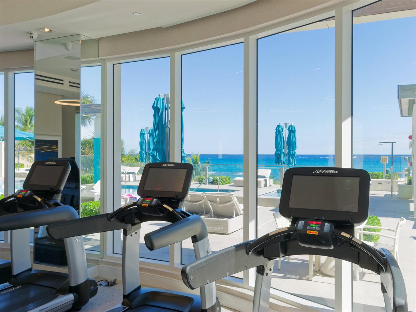 3730 N Ocean Drive 6d photo 25