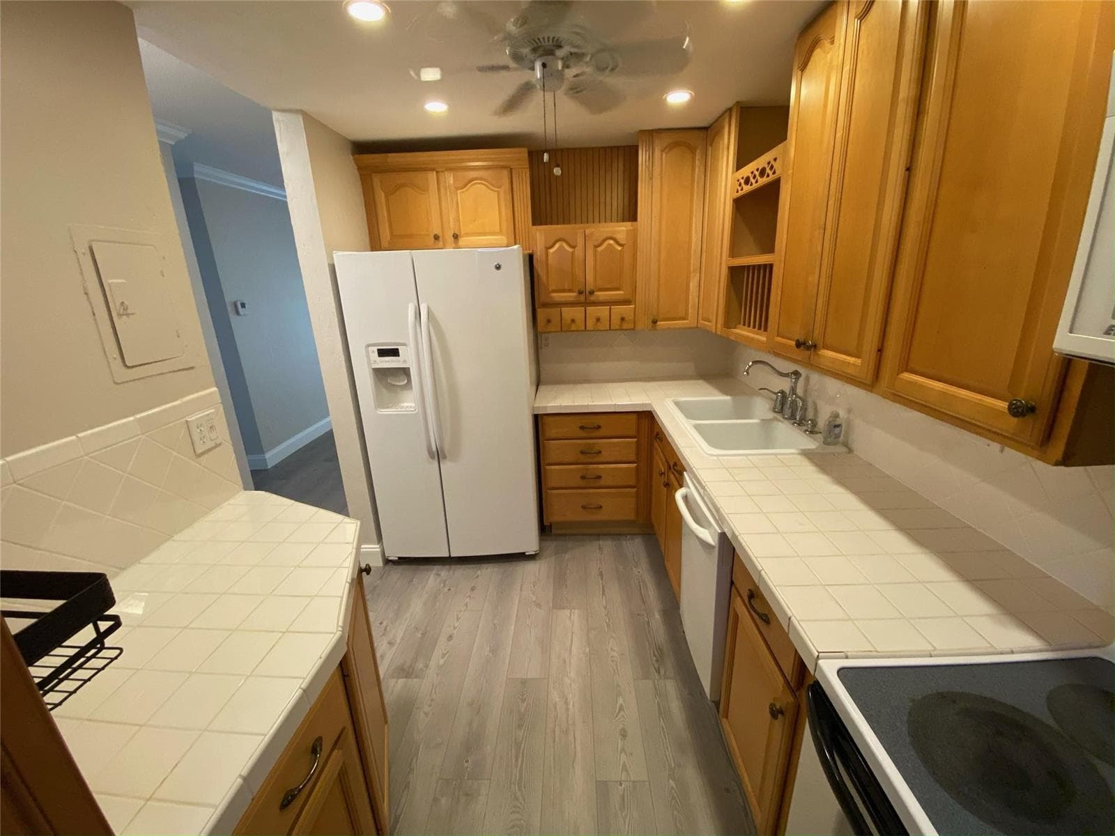 1400 NE 57th Street 104 photo 5