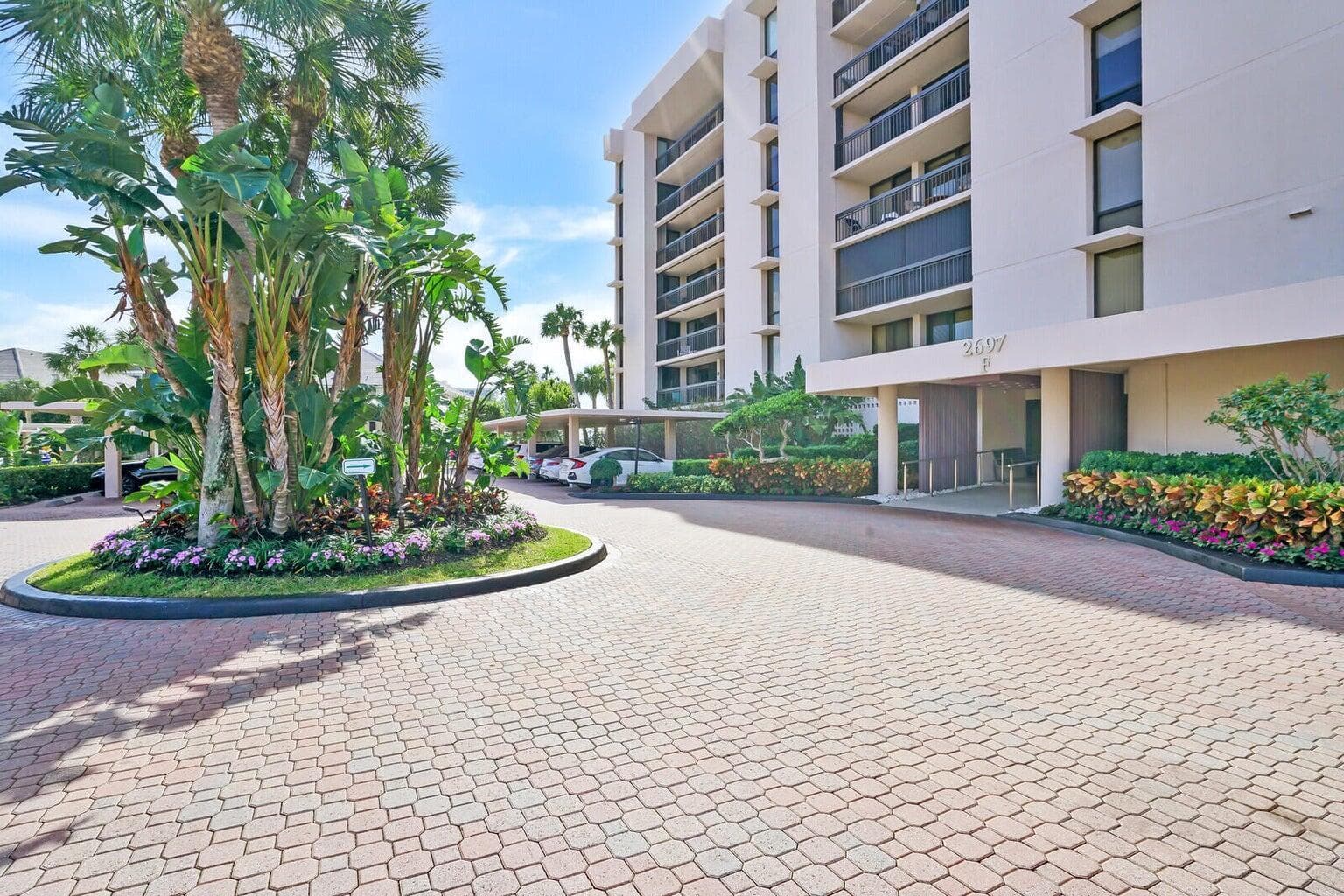 2697 N Ocean Boulevard F-604 photo 4