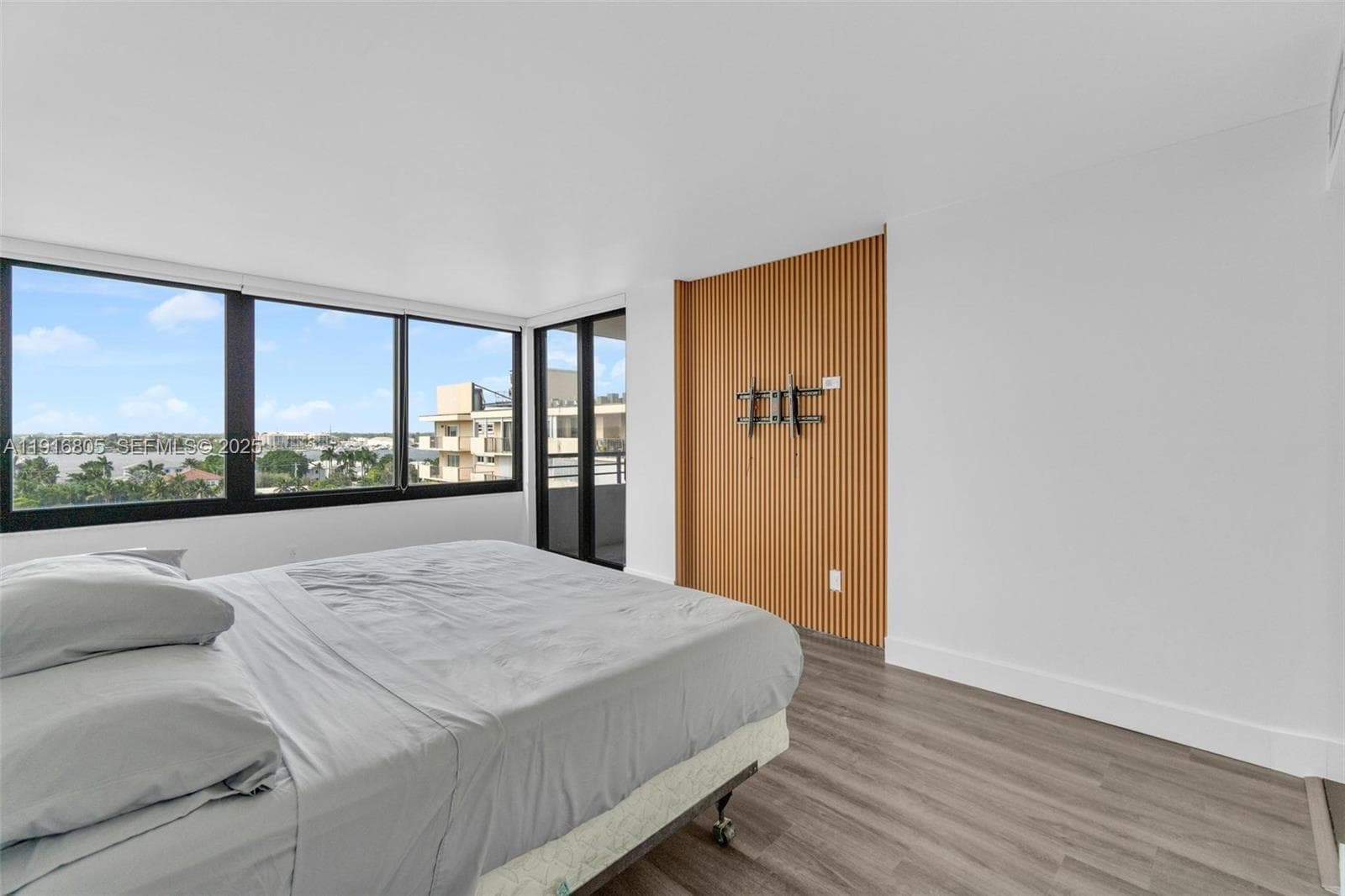 3589 Ocean Blvd 914 photo 13
