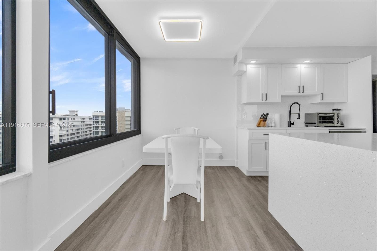3589 Ocean Blvd 914 photo 5