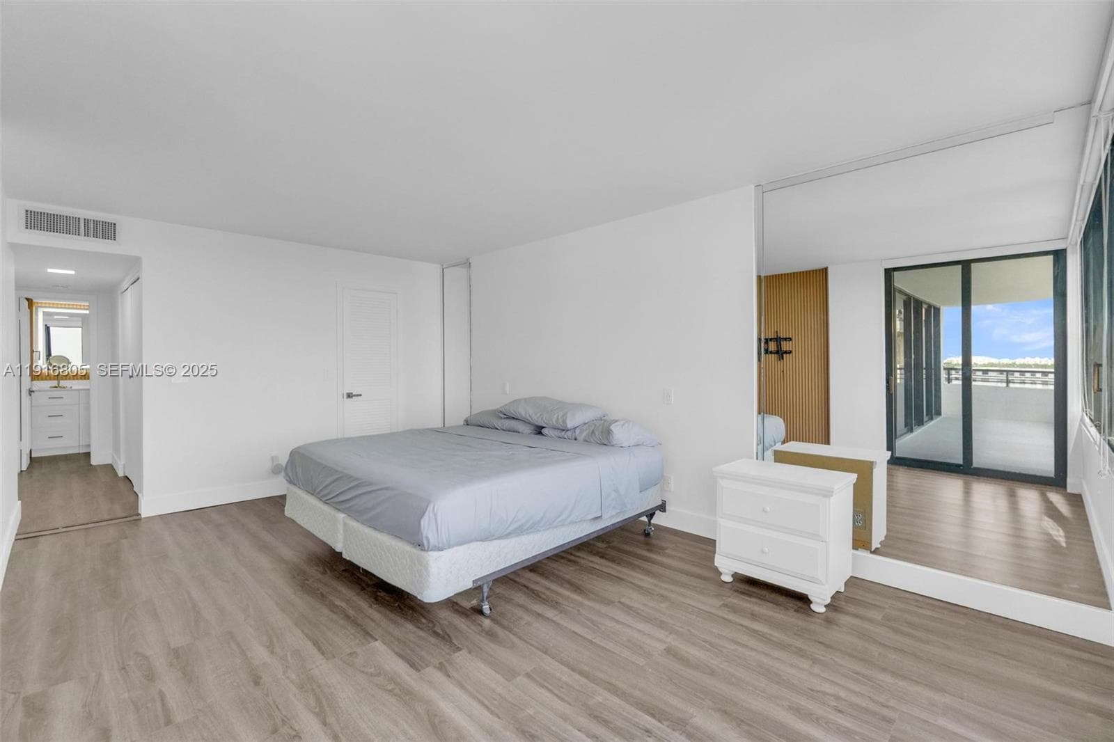 3589 Ocean Blvd 914 photo 14