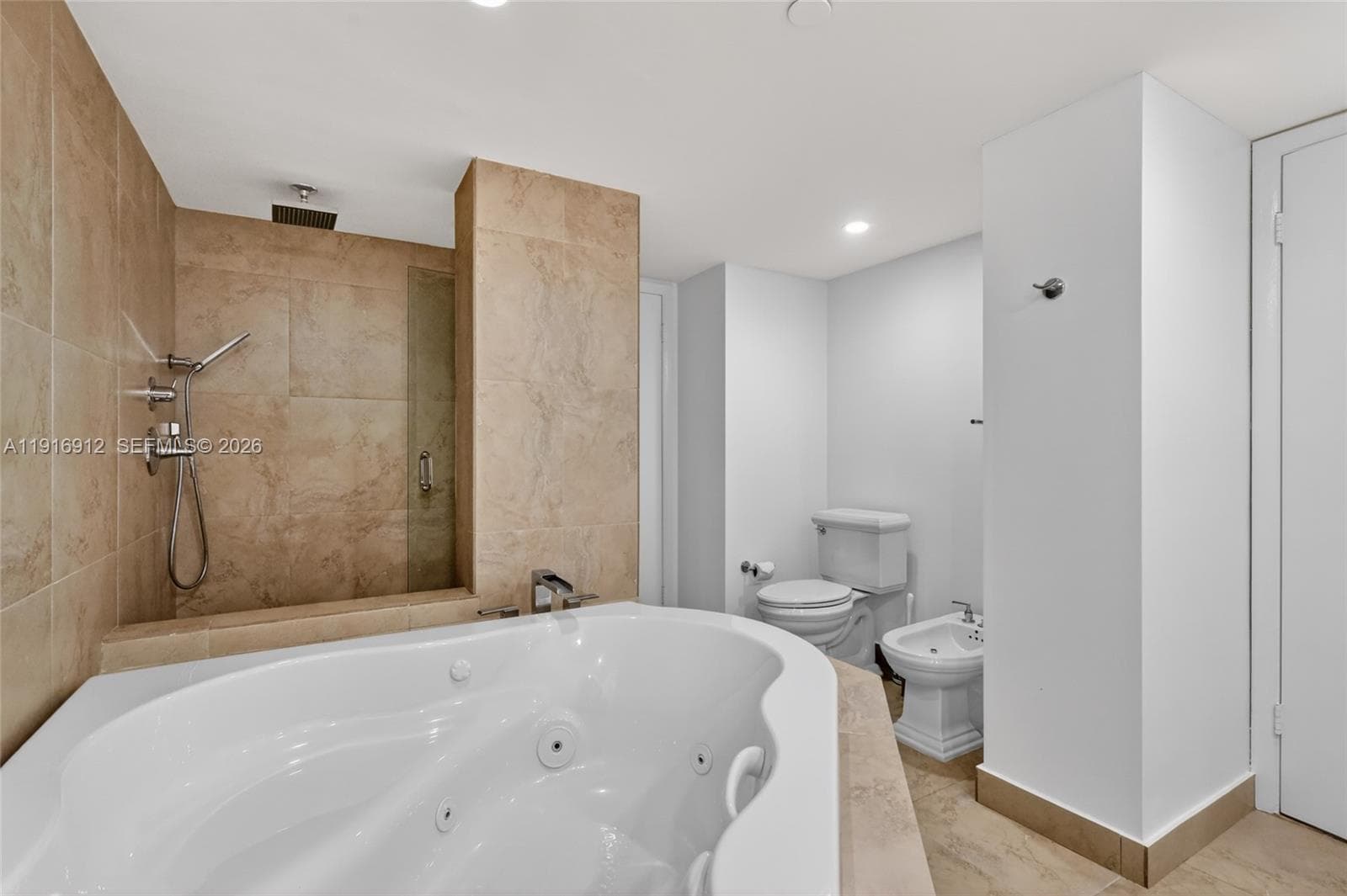 4000 Towerside Ter 1612 photo 25
