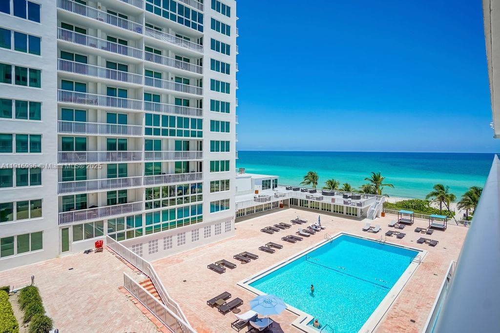 5401 Collins Ave 1512 photo 8