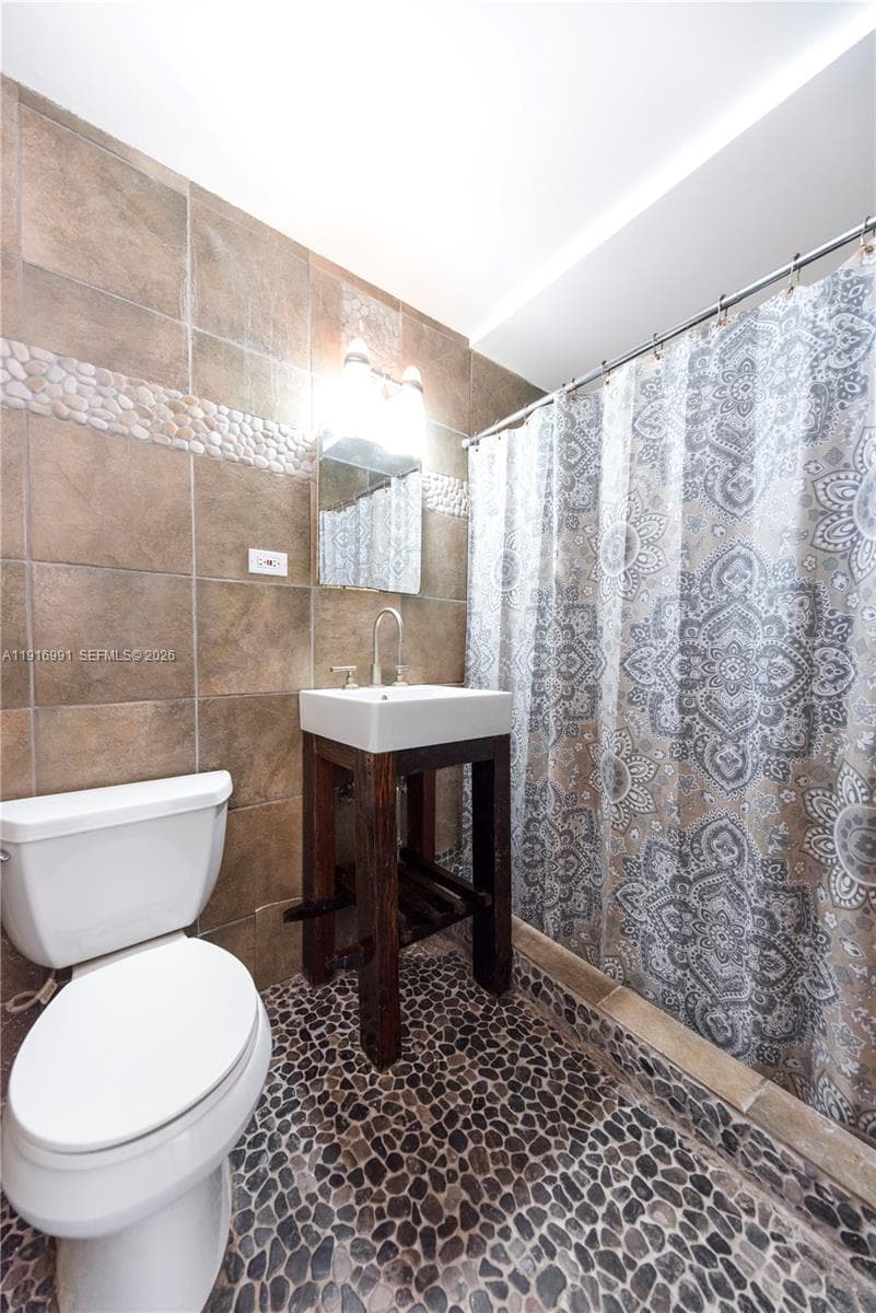 1255 Marseille Dr 125 photo 10