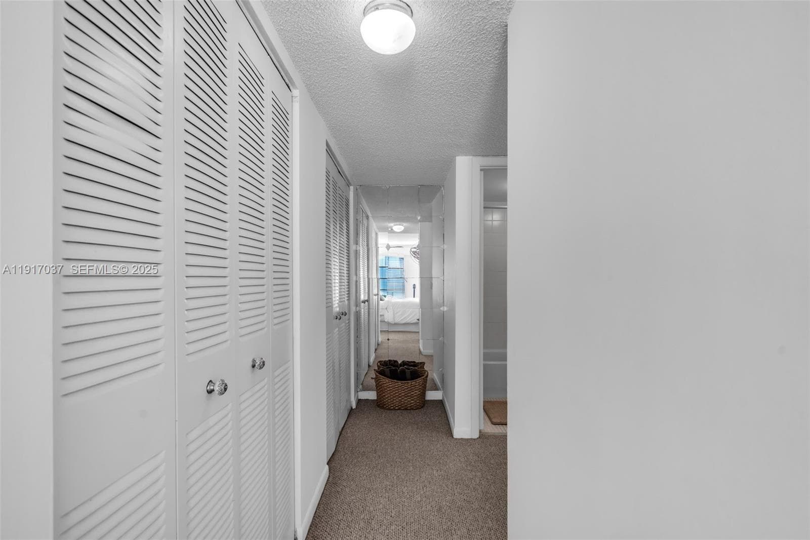 575 Crandon Blvd 504 photo 16