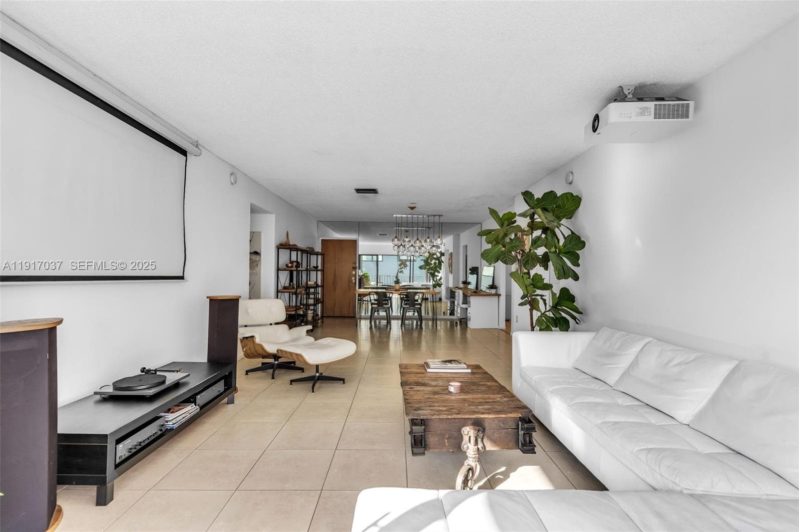 575 Crandon Blvd 504 photo 7