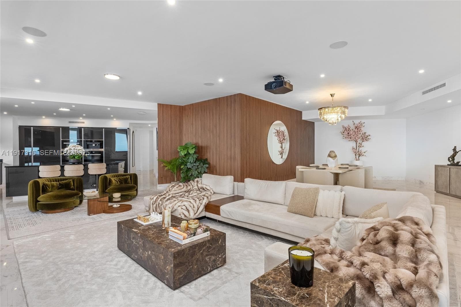 18555 Collins Ave 5501 photo 4