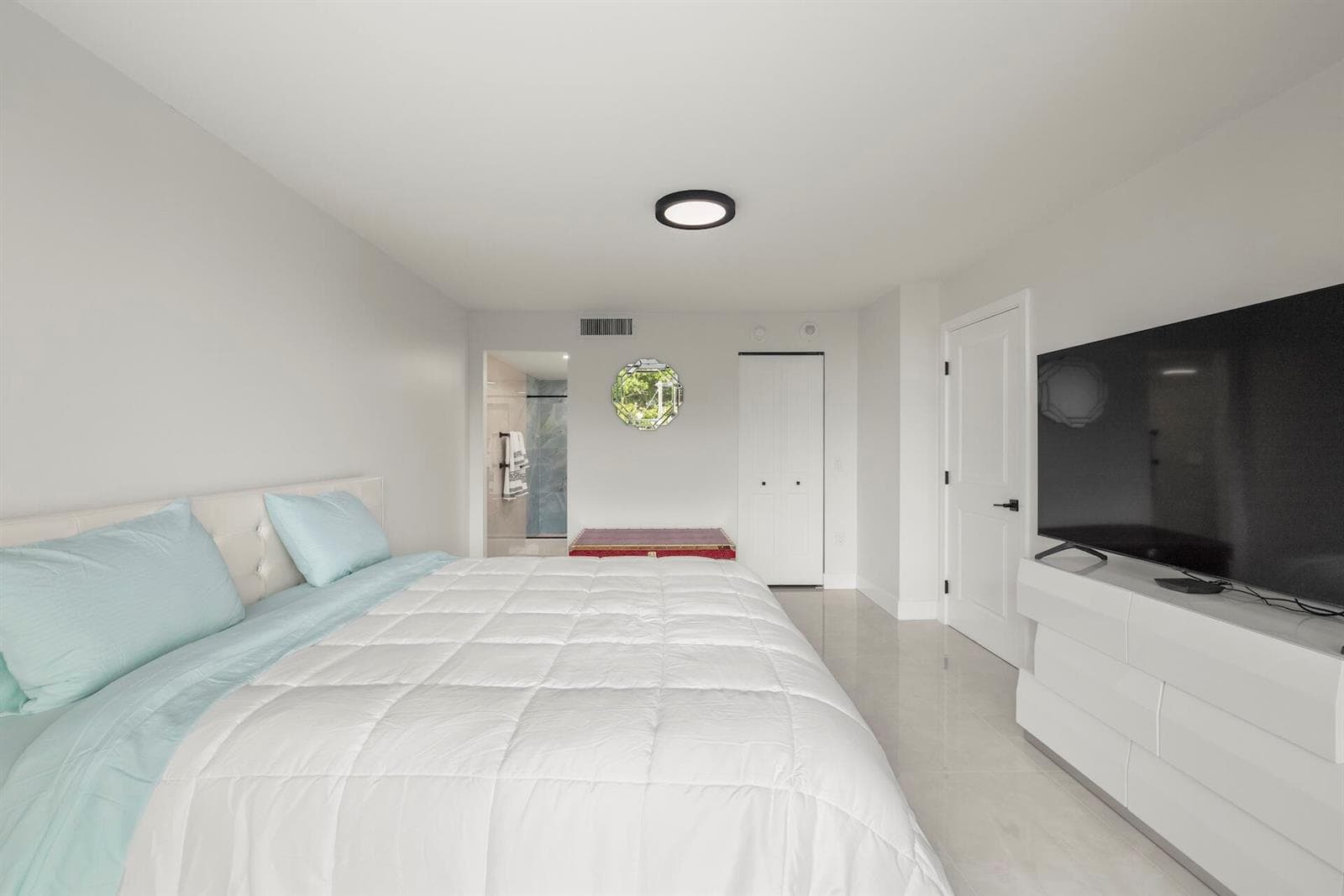 5600 N Flagler Drive 207 photo 8