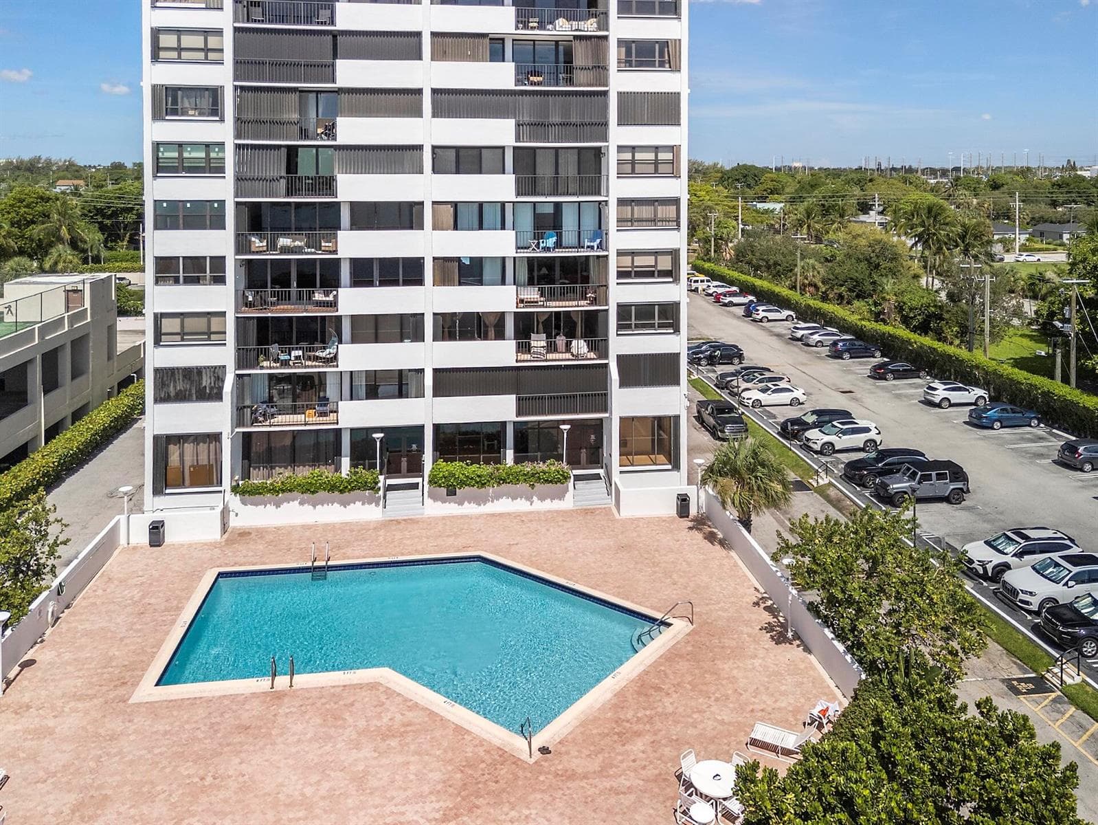 5600 N Flagler Drive 207 photo 21