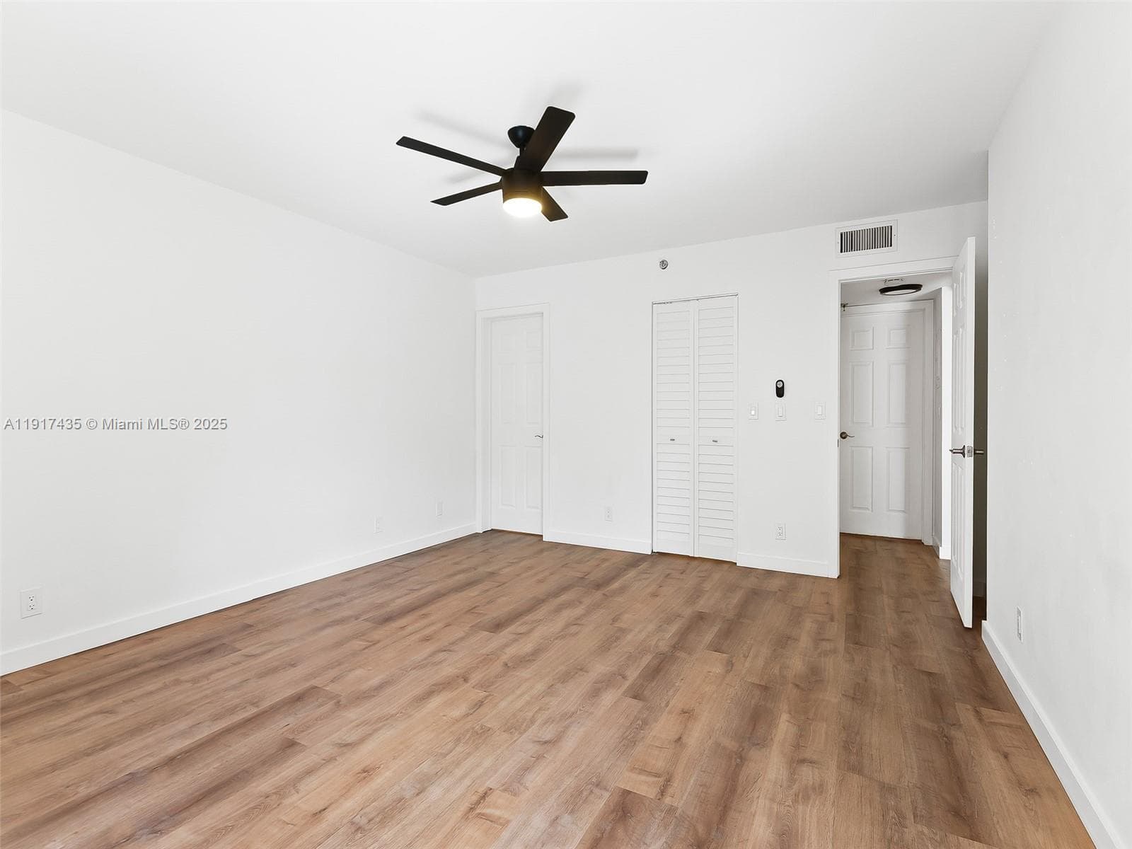 2202 Cypress Bend Dr 204 photo 24