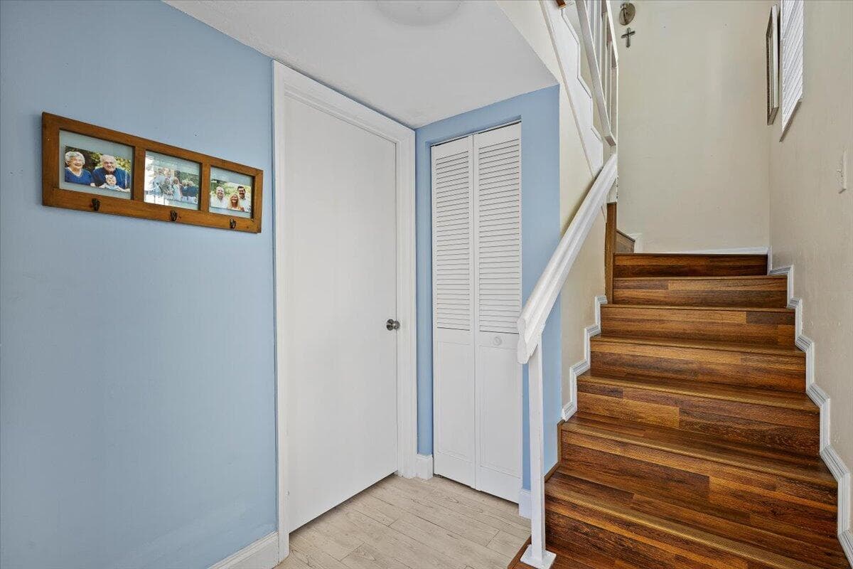 1015 Lake Shore Drive 105 photo 7