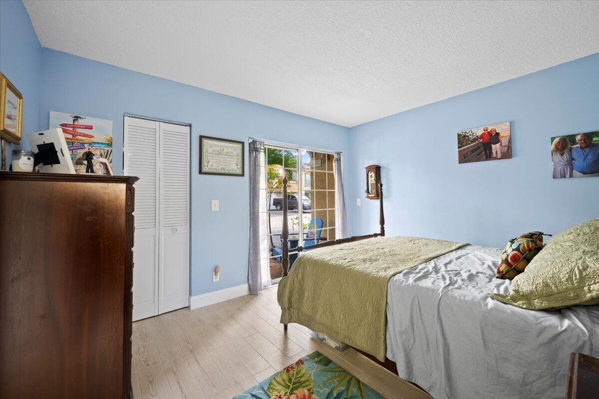 1015 Lake Shore Drive 105 photo 9