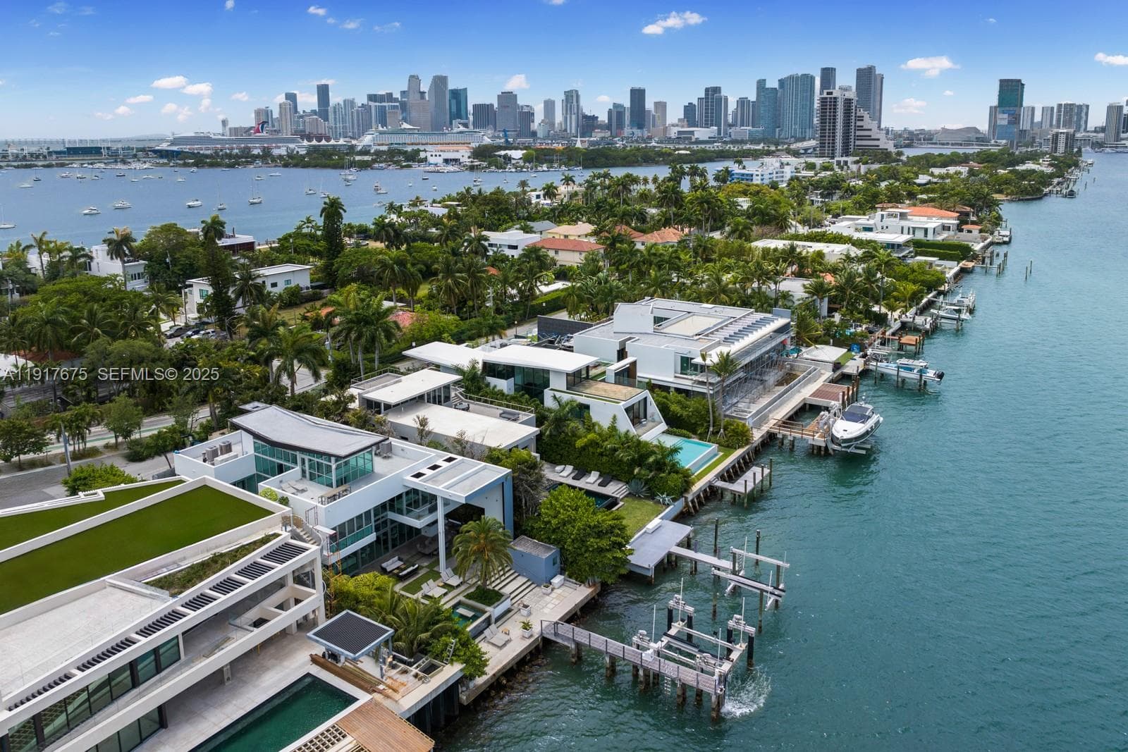 1379 Venetian Way photo 8