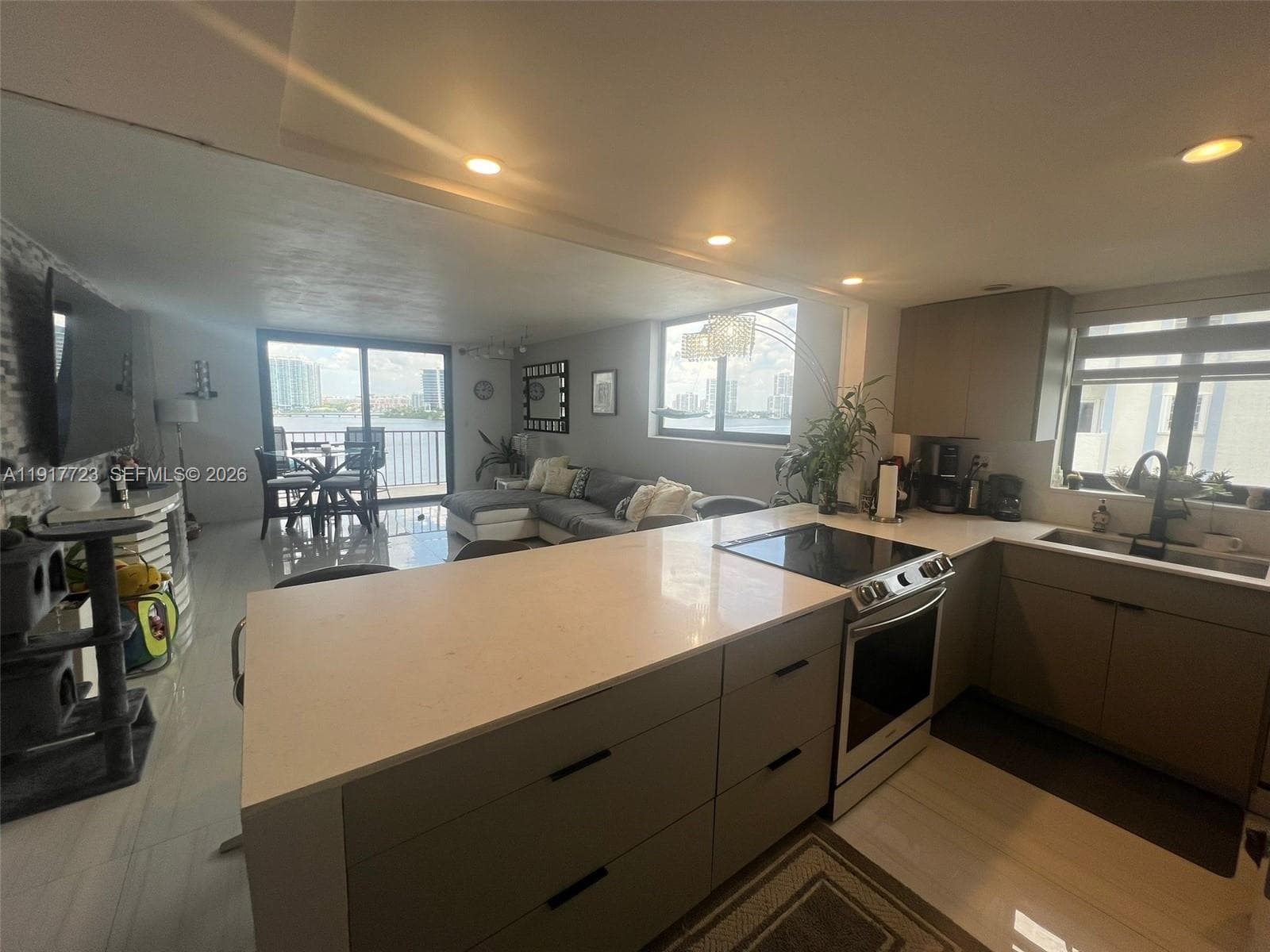 17878 N Bay Rd 507 photo 18