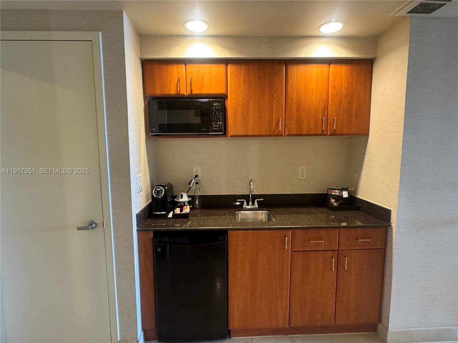18001 Collins ave 2107 photo 17