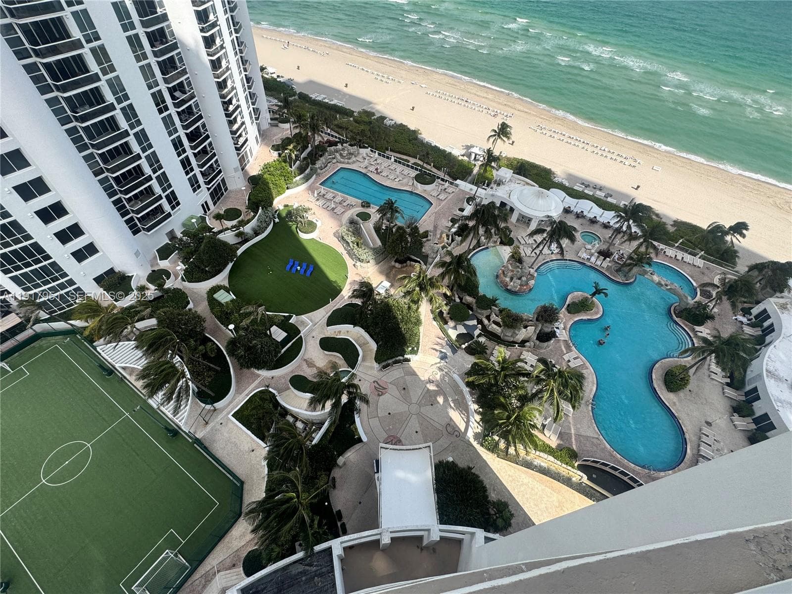 18001 Collins ave 2107 photo 3