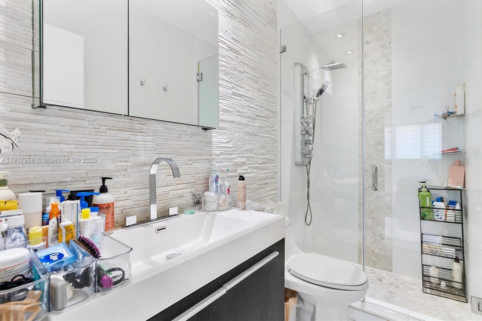 10275 Collins Ave 1523 photo 16