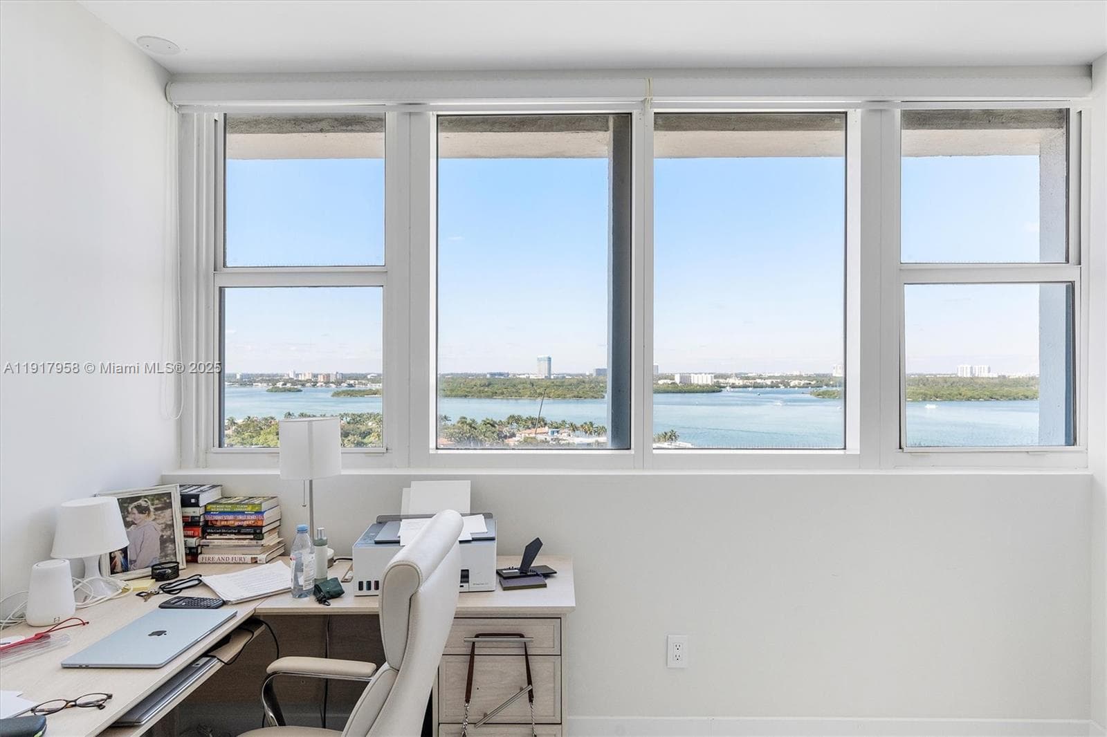 10275 Collins Ave 1523 photo 18