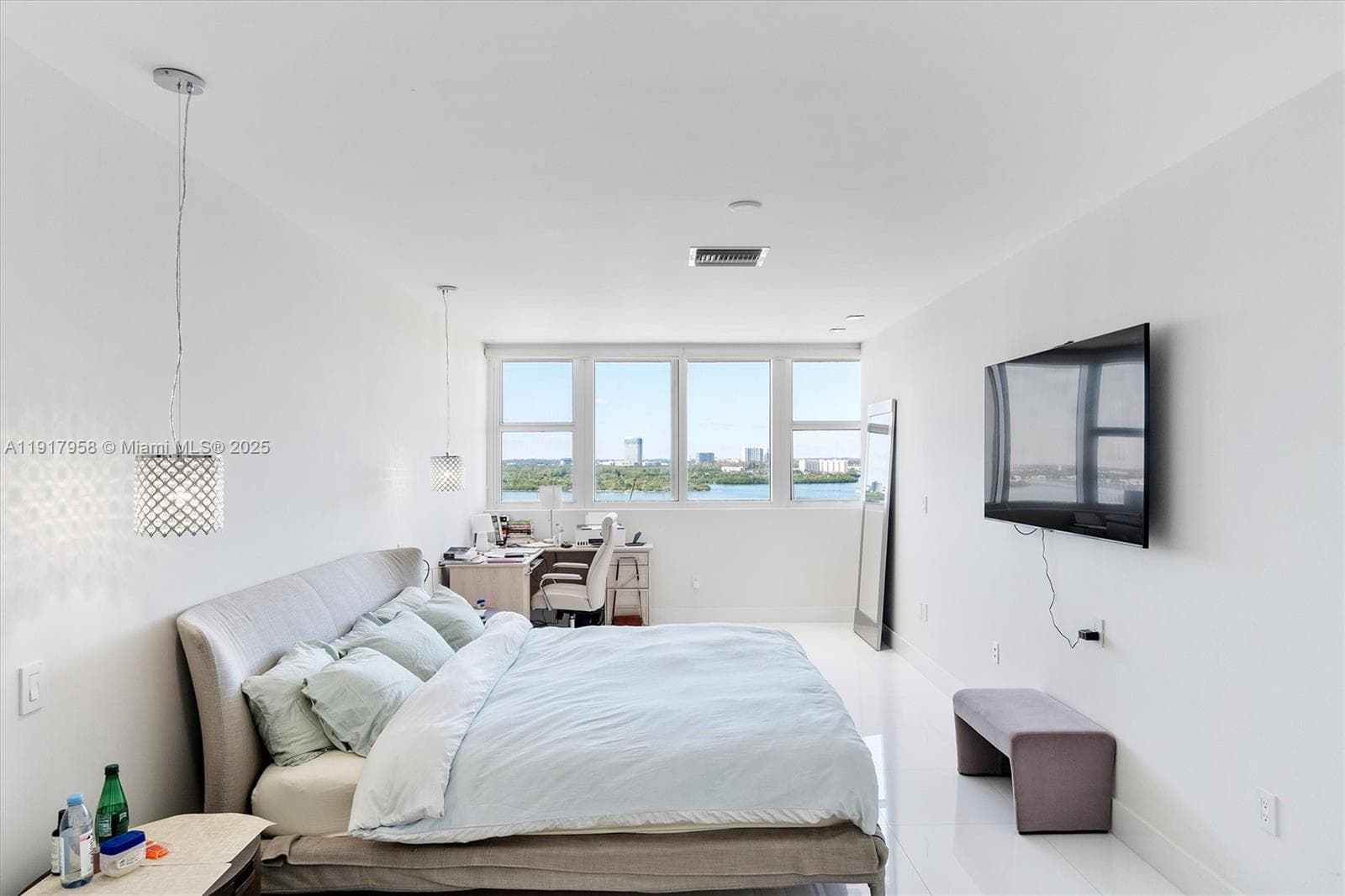 10275 Collins Ave 1523 photo 15