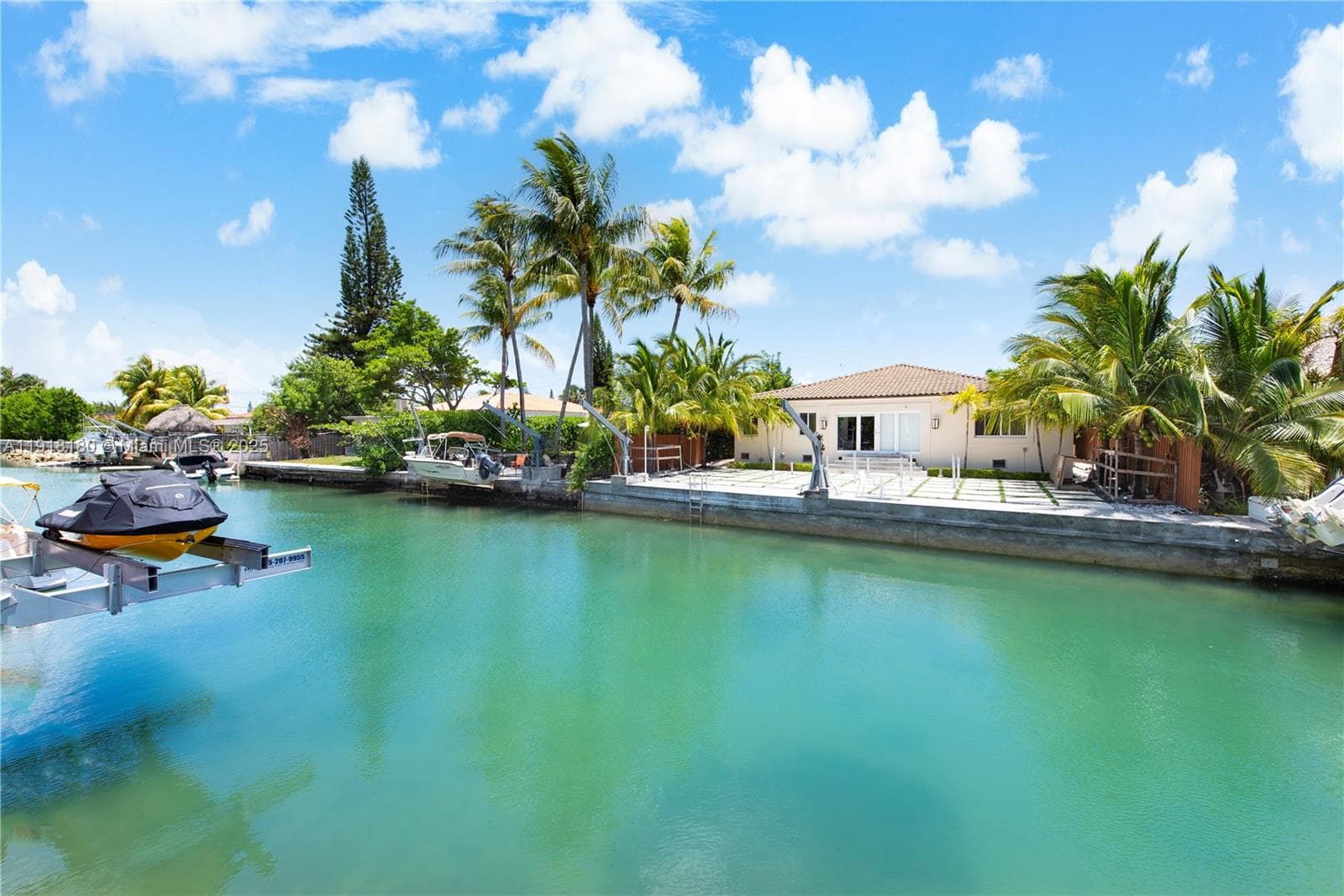 8055 Noremac Ave photo 13