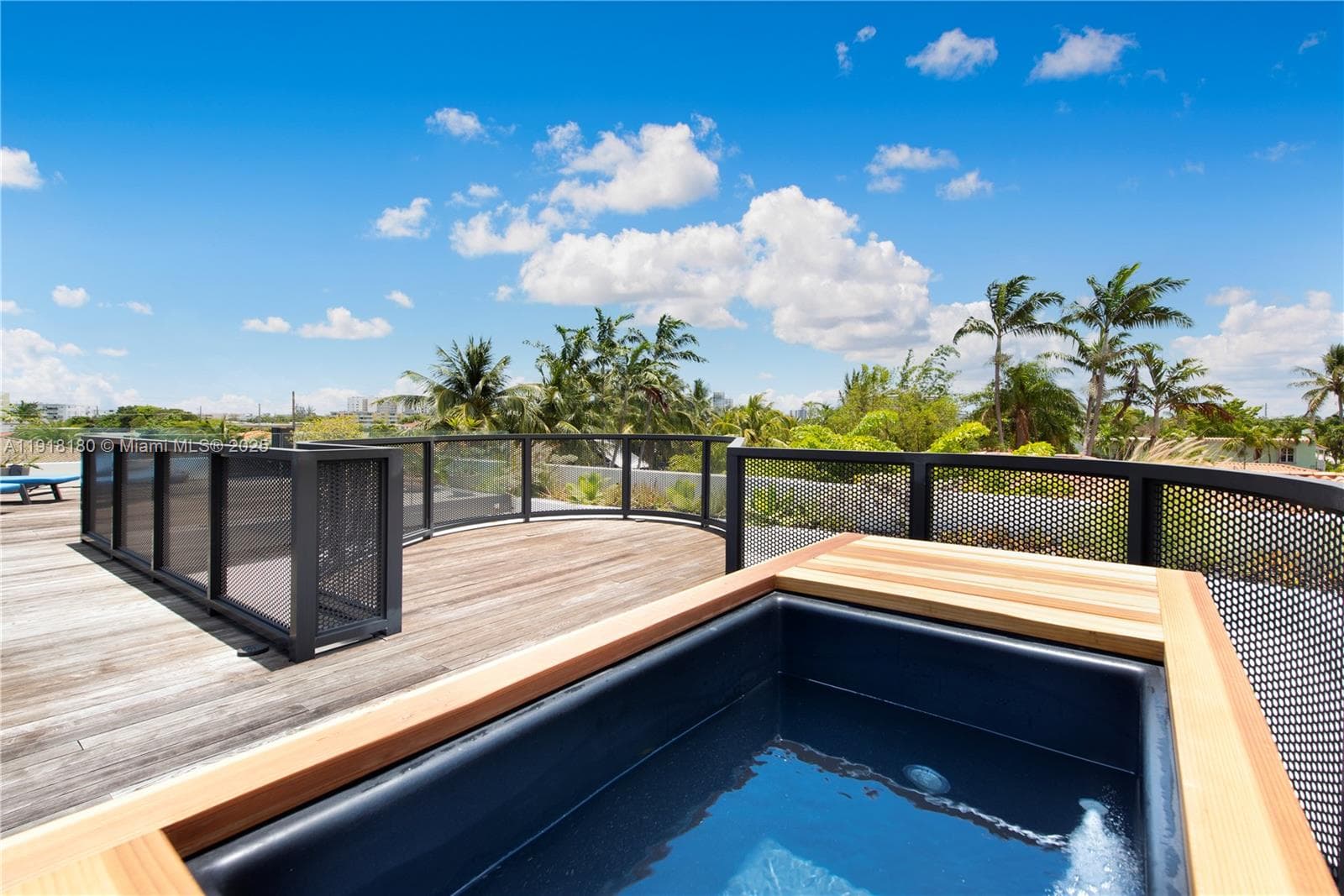 8055 Noremac Ave photo 16