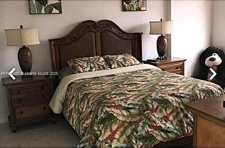 6917 Collins Ave PH20 photo 5