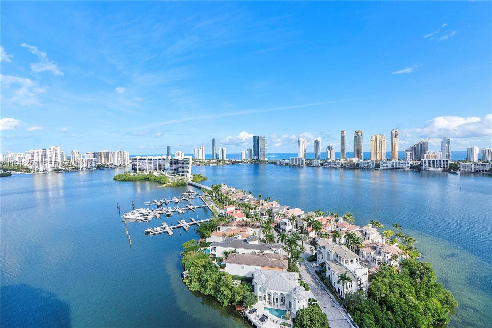 6000 Island Blvd 2406 photo 1