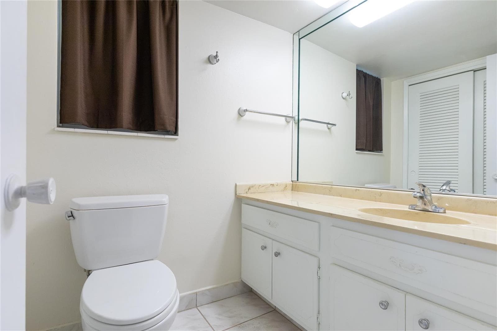 2731 NE 14th Street Causeway 110 photo 25