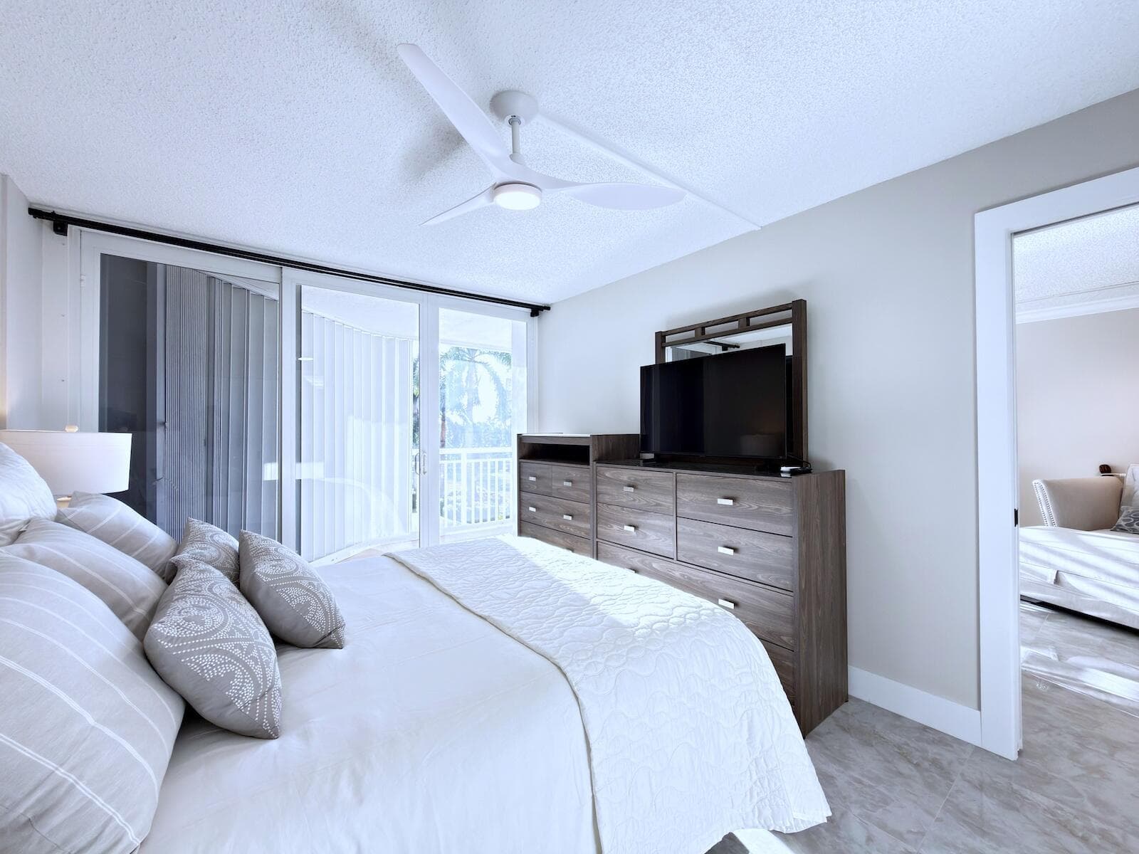 3546 S Ocean Boulevard 316 photo 22