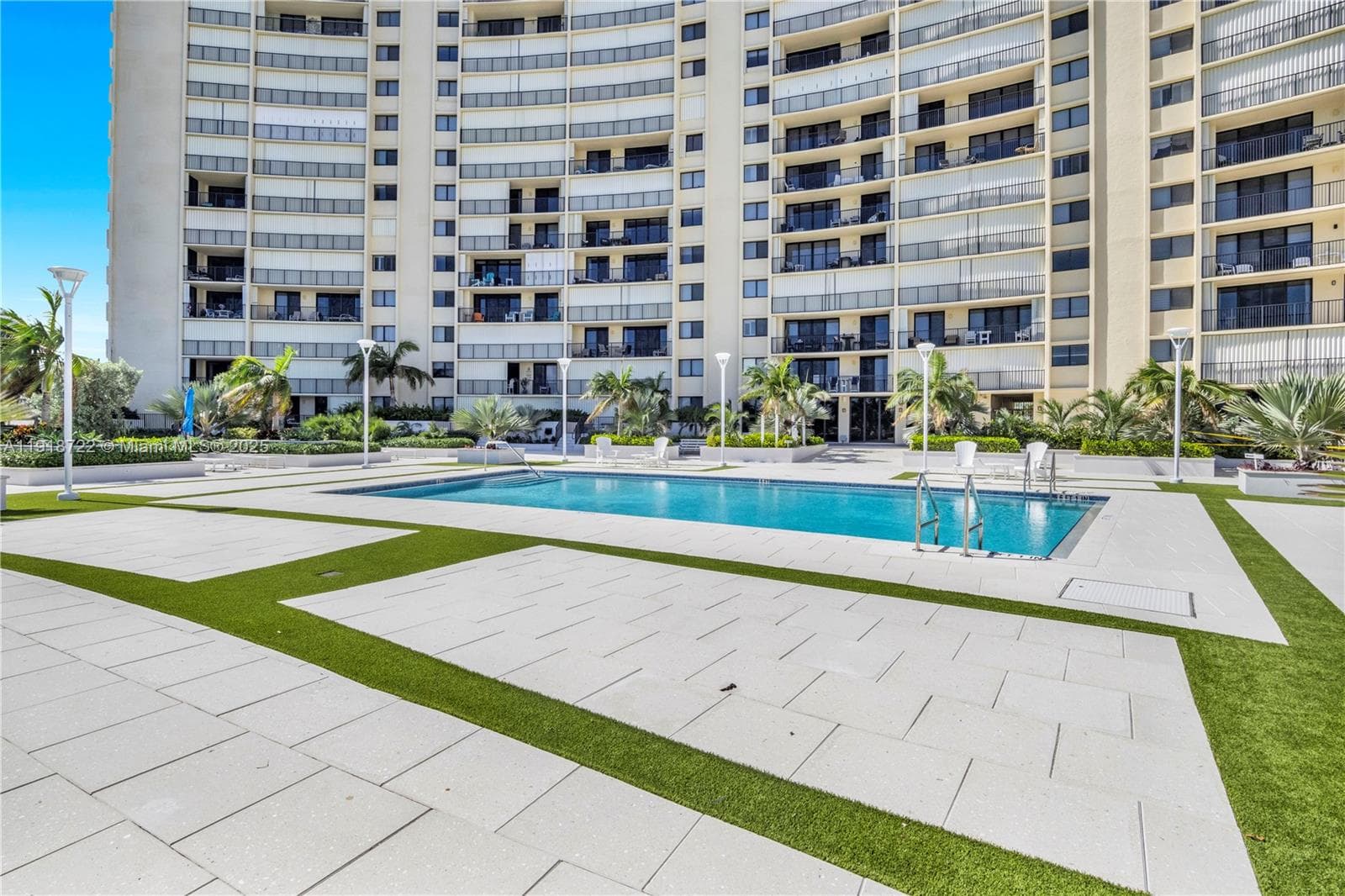 200 Ocean Trail Way 609 photo 20