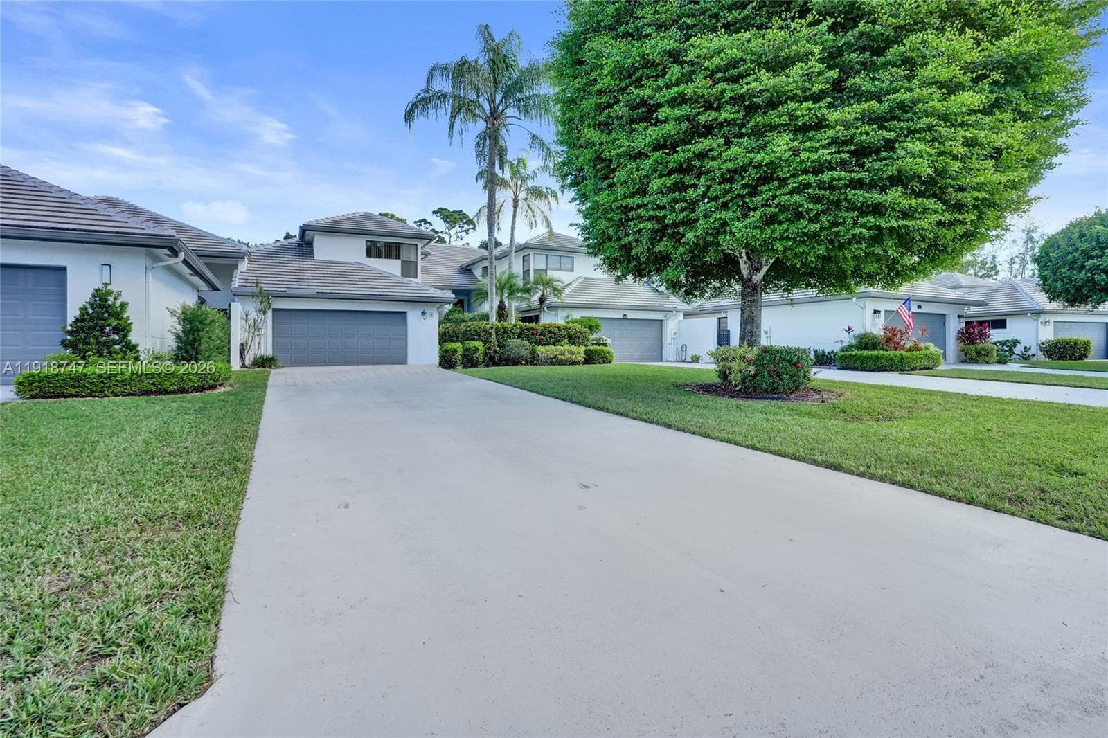 1140 Sand Drift Way B photo 2