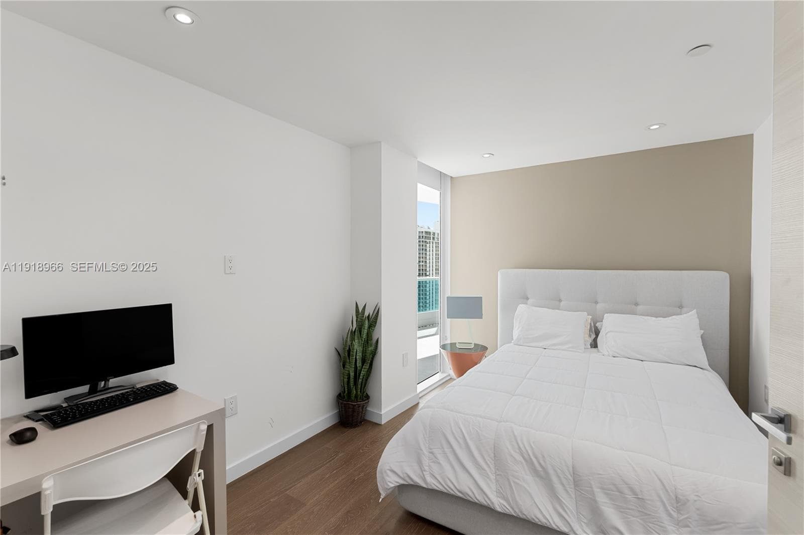 19955 38th Ct 2205 photo 19