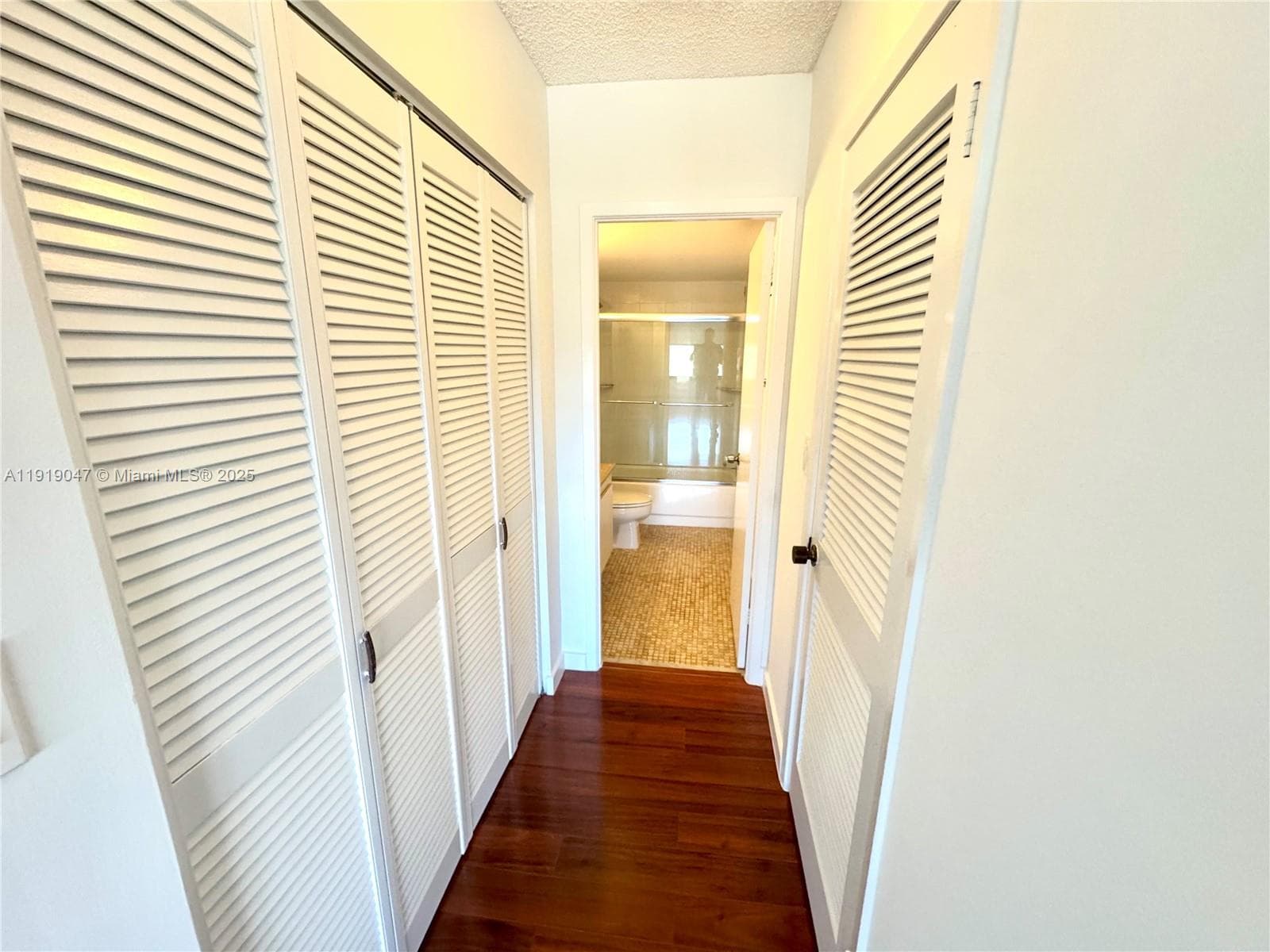 2500 Parkview Dr 1109 photo 9
