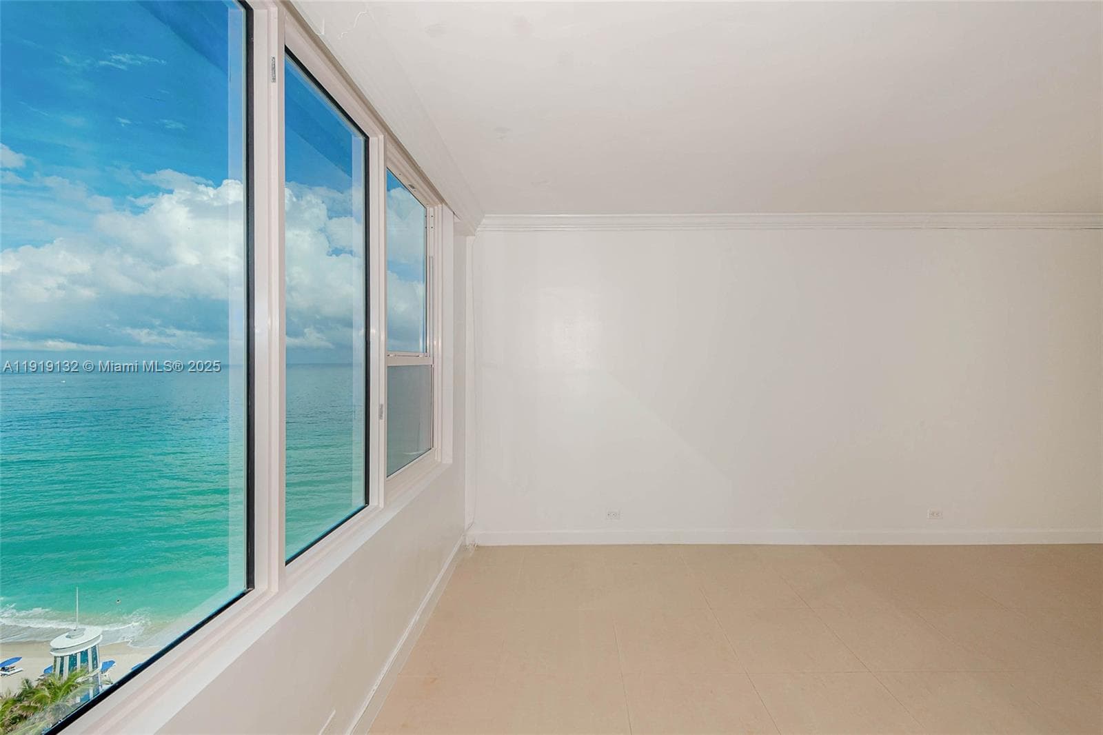 3505 Ocean Dr 1411 photo 5